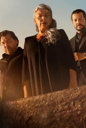 مسلسل 2 Graves الحلقة 2 مترجمة