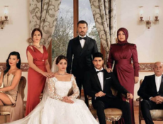 مسلسل شراب التوت الموسم 4 الحلقة 3 مدبلجة