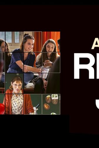 فيلم A Real Job 2023 مترجم