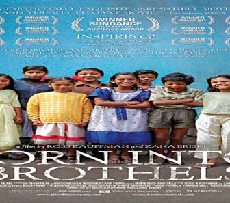 فيلم Born Into Brothels Calcuttas Red Light Kids 2004 مترجم