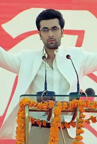 فيلم Raajneeti 2010 مترجم