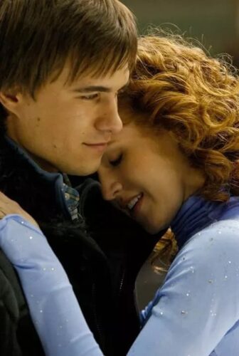 فيلم Ice Castles 2010 مترجم