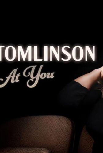 فيلم Taylor Tomlinson: Look at You 2022 مترجم
