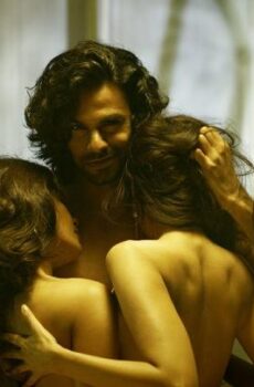 فيلم Ascharyachakit! 2018 مترجم (بدون حذف)