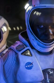فيلم The Cloverfield Paradox 2018 مترجم