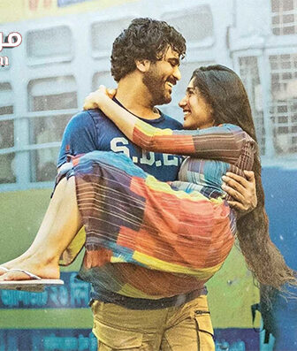 فيلم Padi Padi Leche Manasu 2018 مترجم