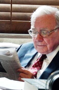فيلم Becoming Warren Buffett 2017 مترجم