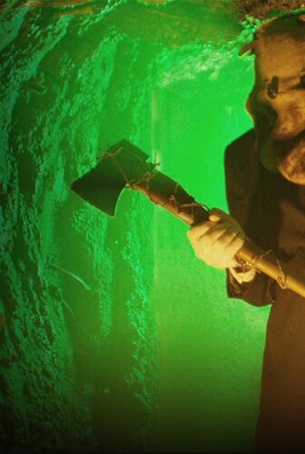 فيلم The Tombs 2019 مترجم