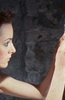 فيلم The Other Side of the Underneath 1972 مترجم