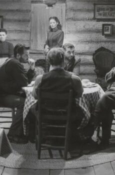 فيلم The Secret of Convict Lake 1951 مترجم