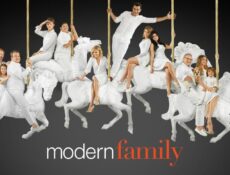 مسلسل Modern Family الموسم 7 الحلقة 12 مترجمة