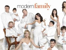 مسلسل Modern Family الموسم 2 الحلقة 21 مترجمة
