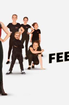 فيلم Feel the Beat 2020 مترجم