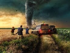 مسلسل In the Eye of the Storm: Chasers الحلقة 3 الثالثة مترجمة
