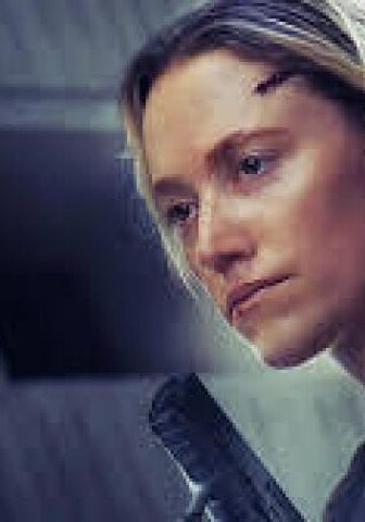 فيلم In Cold Light 2025 مترجم